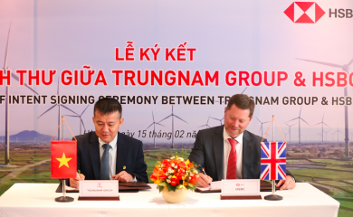 HSBC Vietnam, Trung Nam Group join hands to develop renewable projects