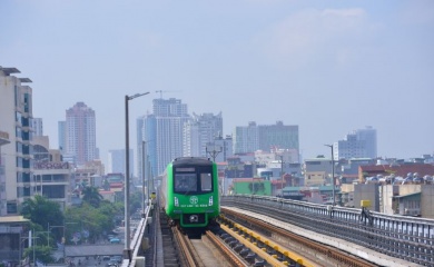 Hanoi accelerates construction of key transport projects