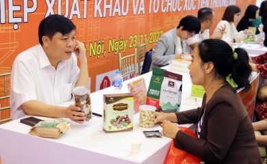 Hanoi and other localities boost trade links for farm produce