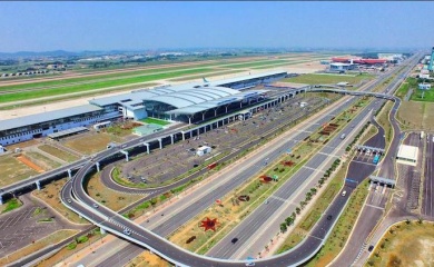 Hanoi considers another int'l airport 