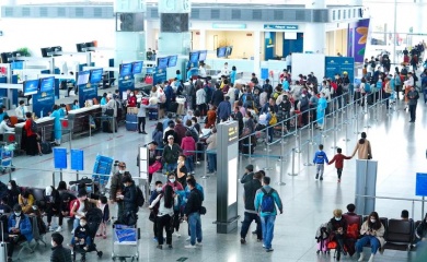 Surge in travel demand in Vietnam's airports ahead of Tet