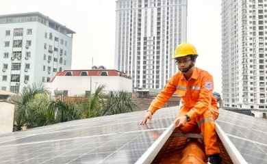 Hanoi focuses on investment in green energy