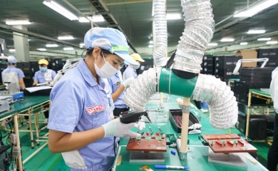 Vietnam’s GDP growth expands by 3.72% in H1