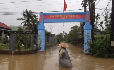 Japan helps Vietnam strengthen flood warning capacity