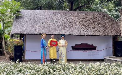 Hanoi culture inspires ao dai collections