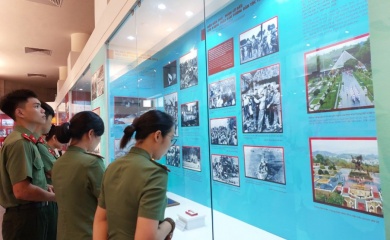 Artifacts from Dien Bien Phu victory on display at Ho Chi Minh Museum