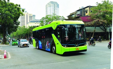 Hanoi takes steps towards green transport development