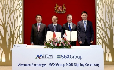 Vietnam, Singapore strengthen partnership in stock exchange operations