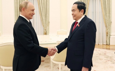 Vietnam-Russia relations continue to strengthen: Putin