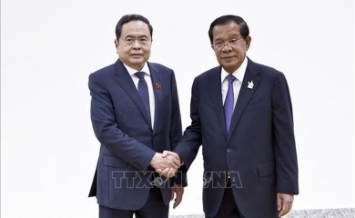 Vietnam, Cambodia commit to strengthening ties amid growing global challenges