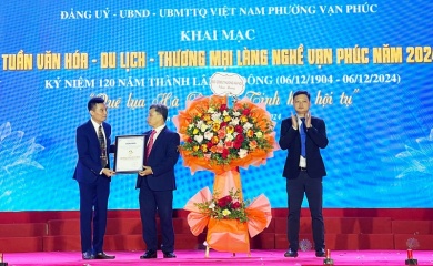 Van Phuc Craft Village’s culture, tourism, and trade week 2024 opens