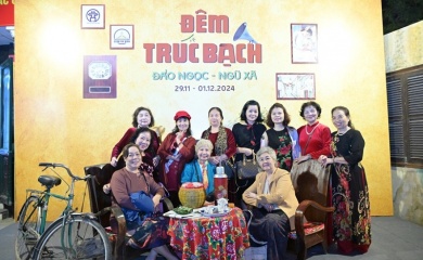 Truc Bach Night draws 40,000 visitors in three days