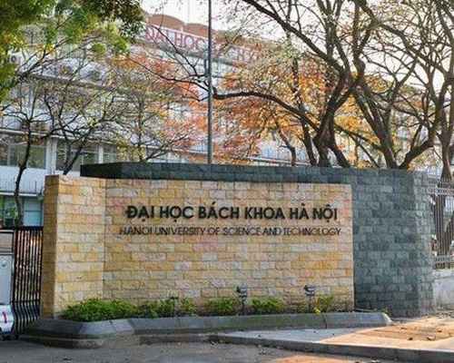 Two Hanoi universities remain in QS World University Rankings 2024